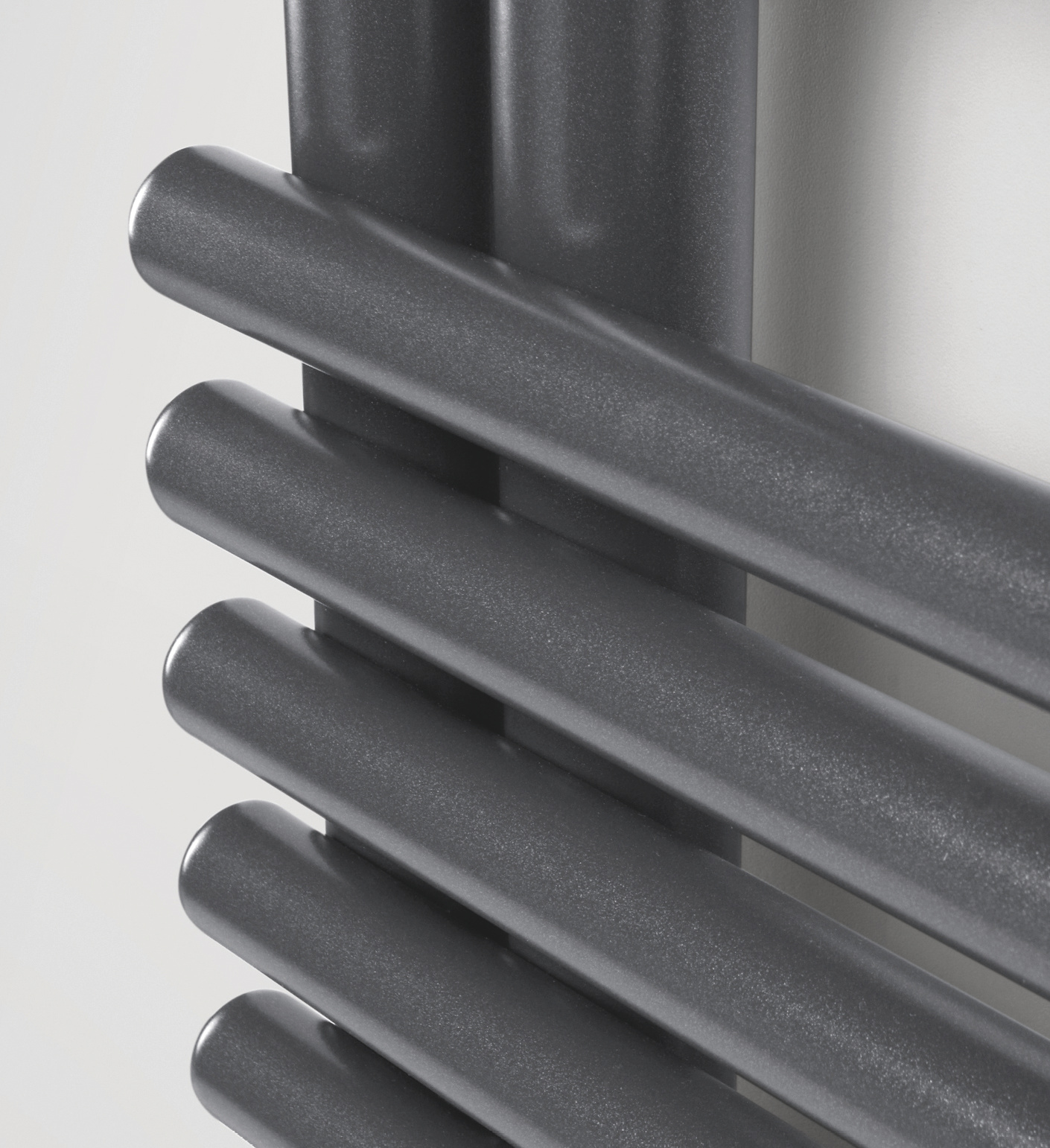 Zehnder_RAD_Forma-Asym_Detail_anthracite_tubes Rendering Decorative radiator