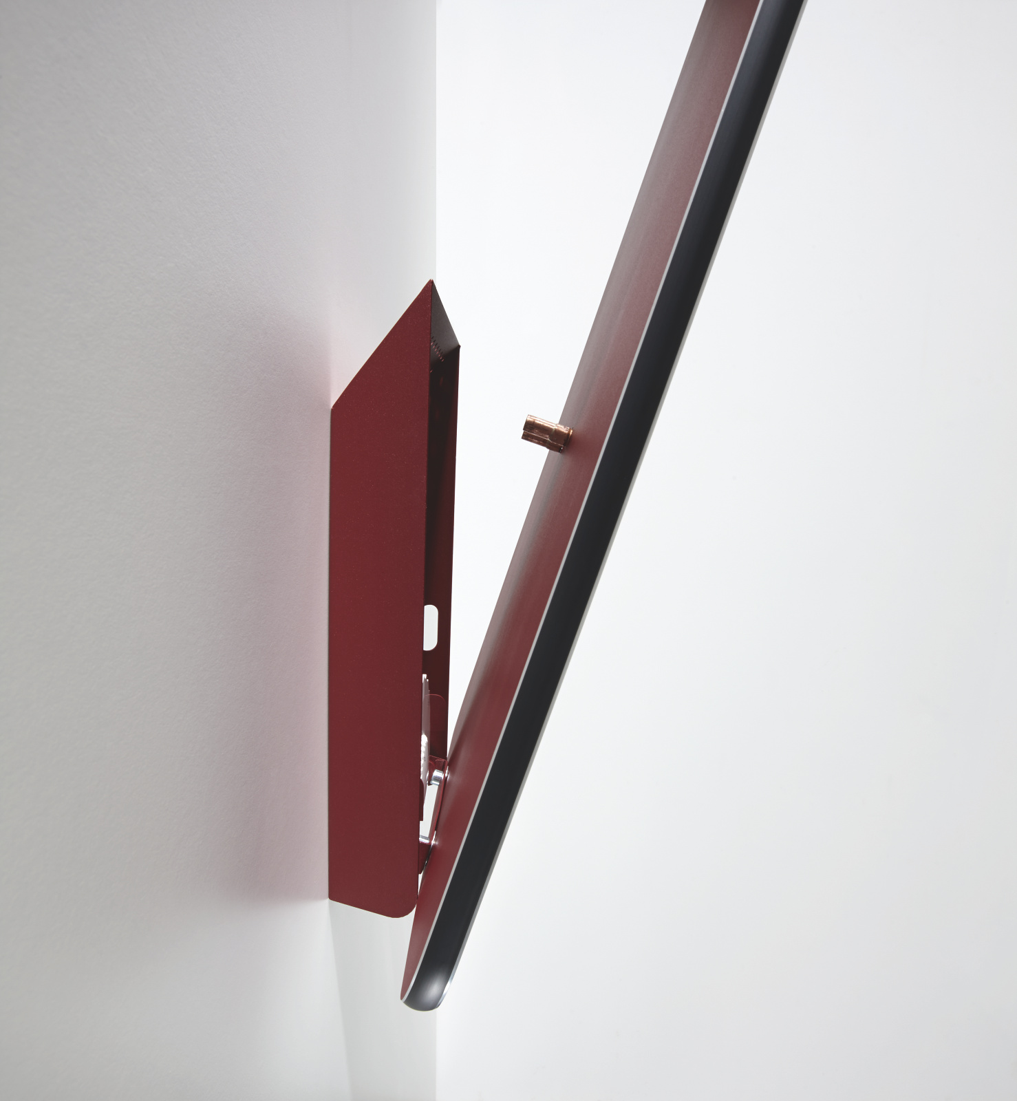 Focus Zehnder Vitalo Spa Decorative radiator Side view